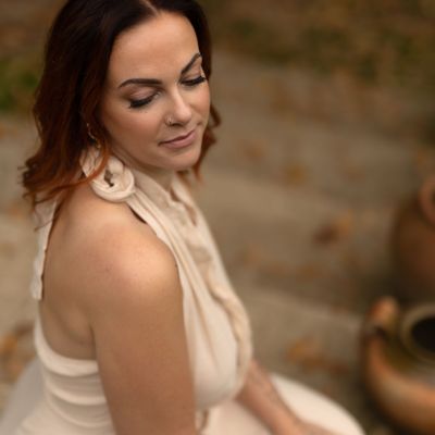 massage femme à Ecquevilly & Versailles dans les Yvelines